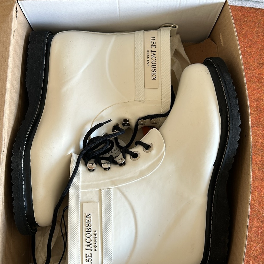 ILSE JACOBSEN Cream Short Rubber Boots Size 38